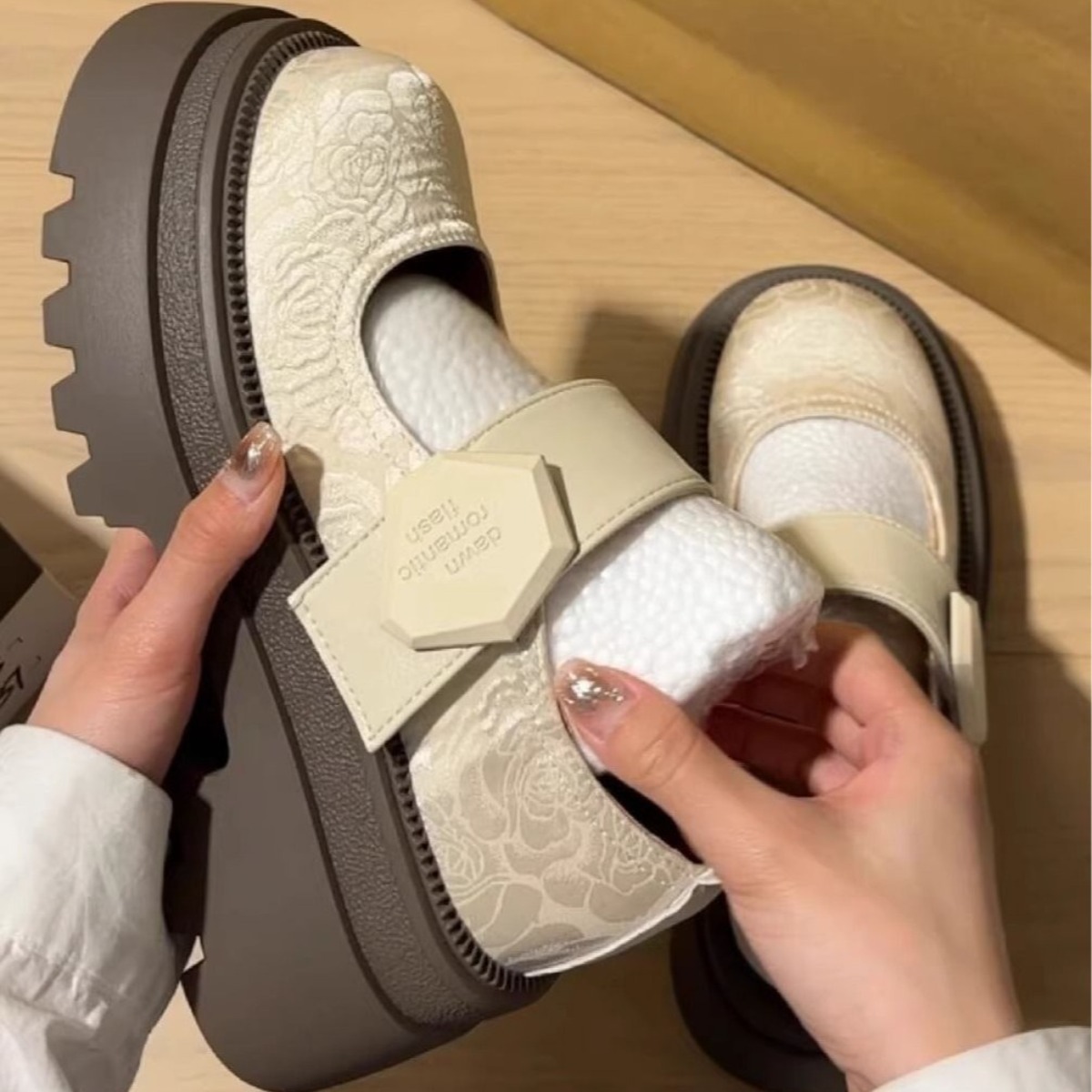 Womens Mary Jane Shoes Vintage - огляд і ціна Vintage Outdoor Fashion